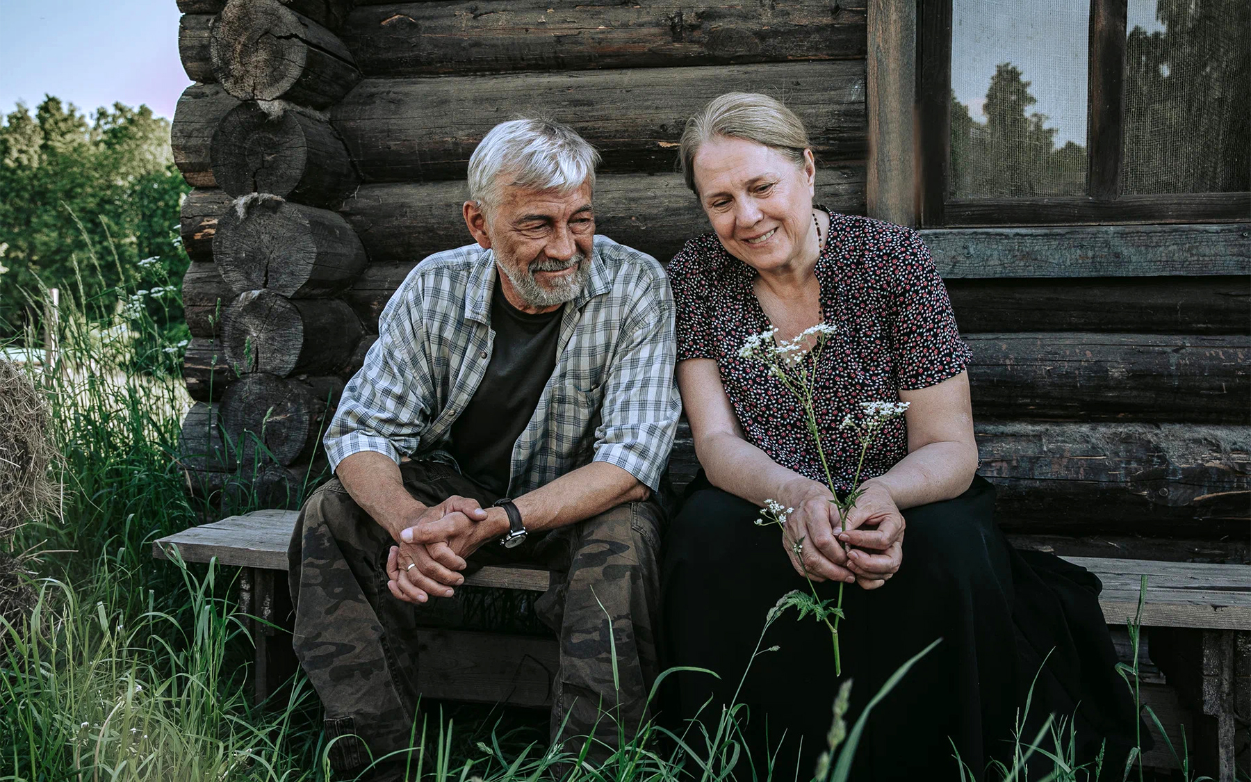 Колин маккалоу «поющие в терновнике. колин маккалоу - поющие в терновнике сюжет фильма поющие в терновнике